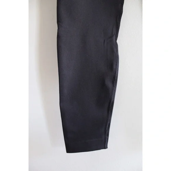 GYM SHARK NIP Black Leggings XS - Picture 3 of 6